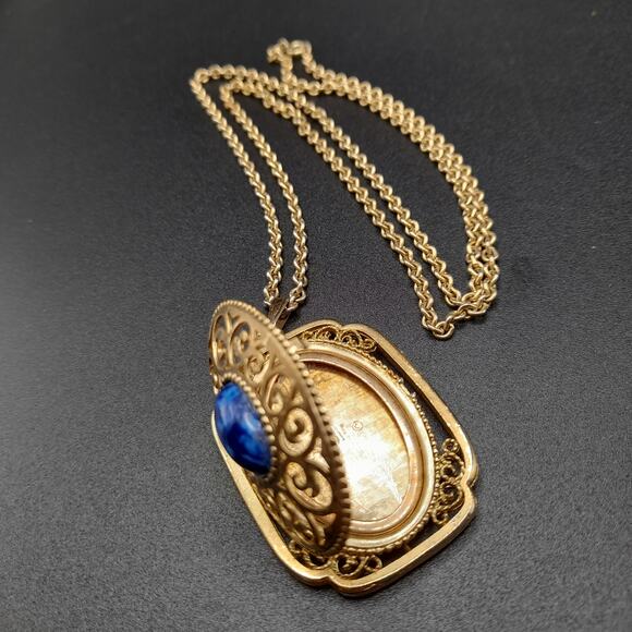 Vintage Avon Faux Gemstone Photo Locket, Original Long Chain, 1970s - Picture 9 of 10